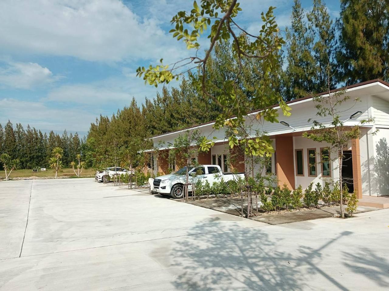 Three Bays Resort Prachuap Khiri Khan Exterior foto